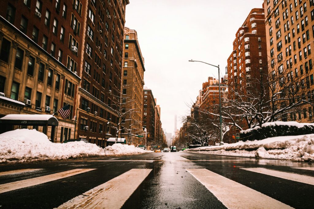 Snow day calculator policies: New York vs Texas.